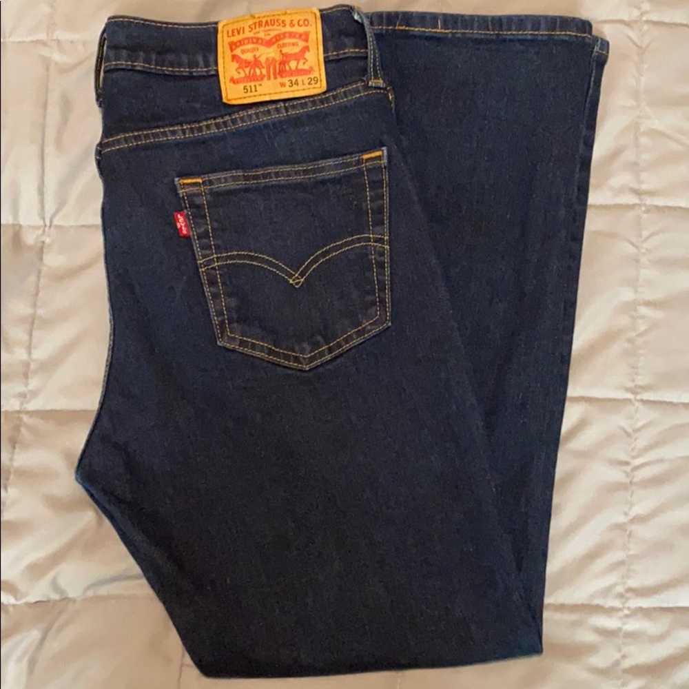Levi jeans